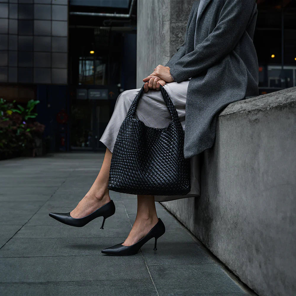 SHOULDER BAGS