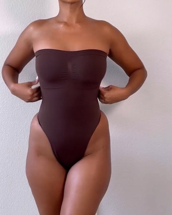 Serenyllisca – Strapless Seamless Thong Bodysuit