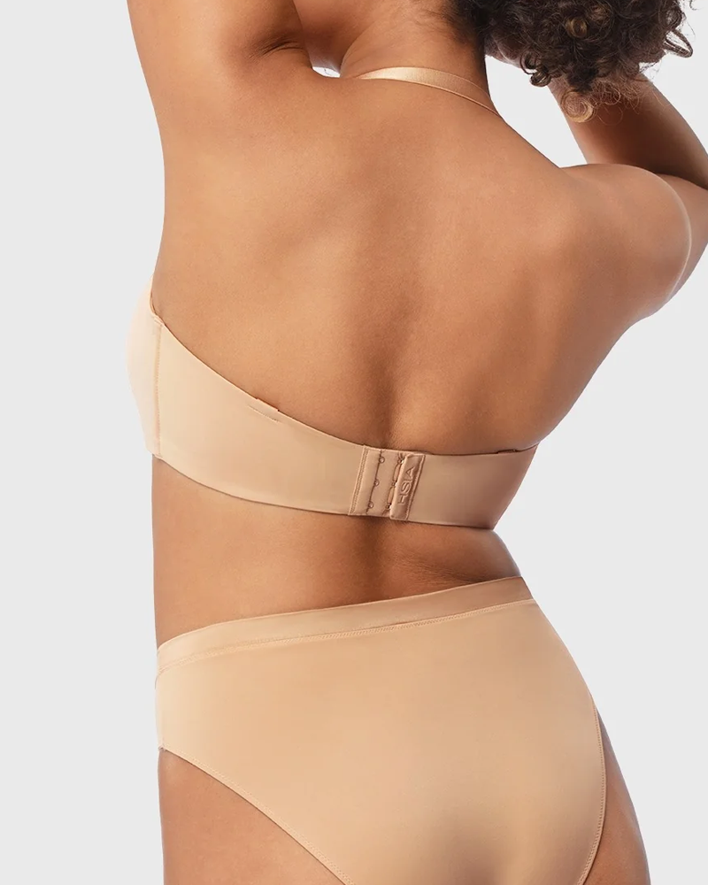 Floranyssa – Seamless Strapless Bandeau Bra