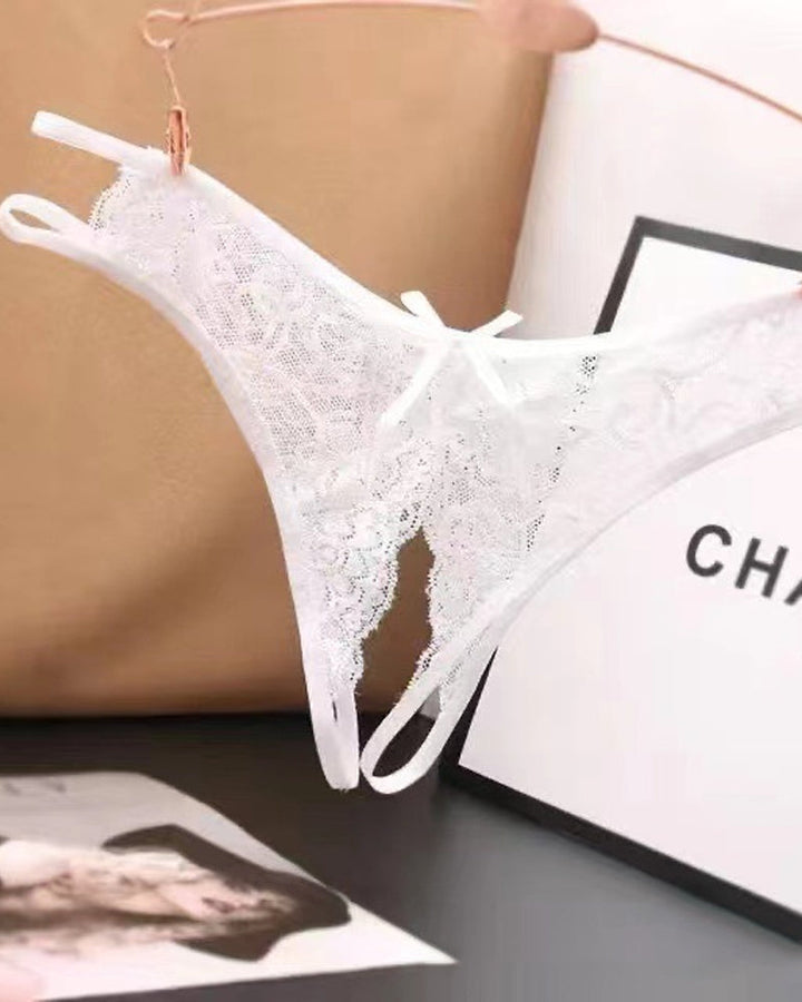 Cyralithia – Lace Open Crotch Low-Rise Thong