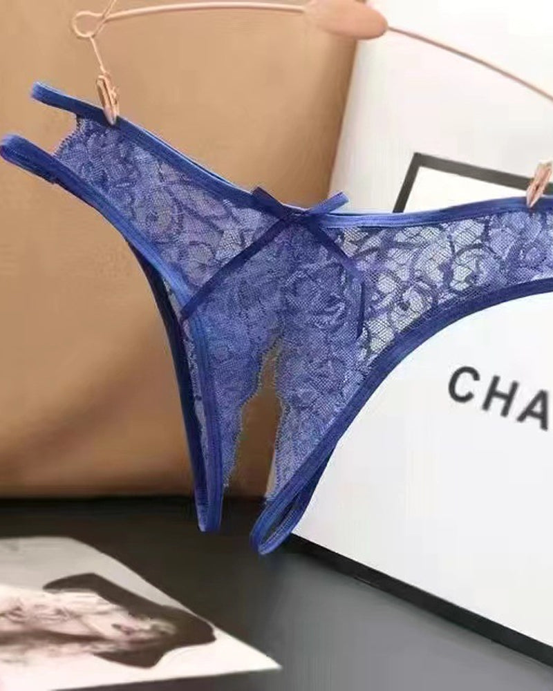 Cyralithia – Lace Open Crotch Low-Rise Thong