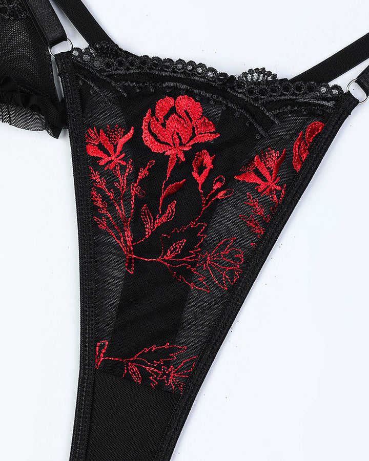 Melantha – Floral Embroidered Pajama Set