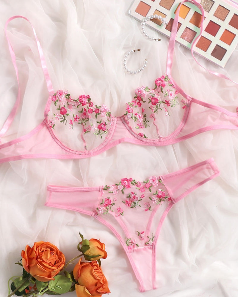 Elara – Lace Flower Bra Set