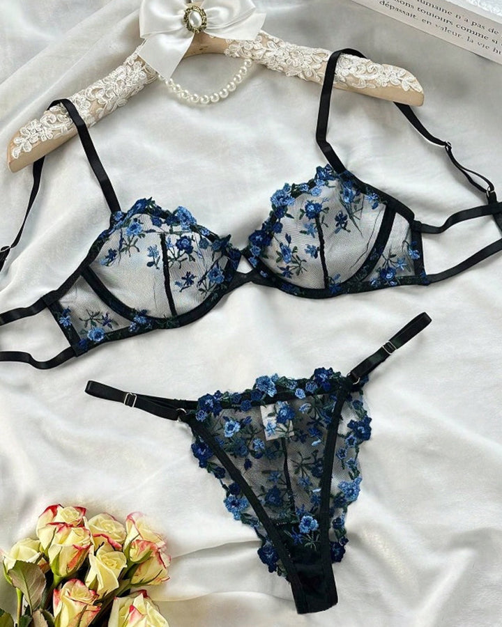 Seraphina – Lace Embroidery Lingerie Set