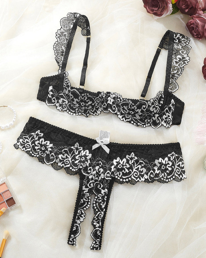Novara – Lace Mesh Bra & Underwear Set