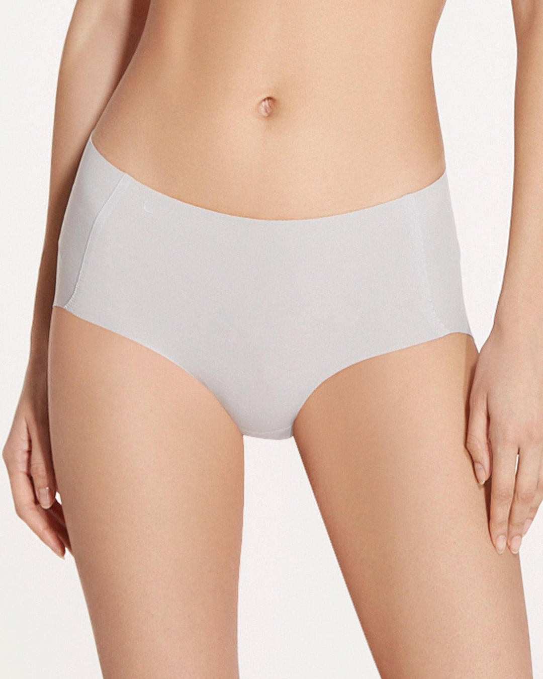 Isolynra – Three-Pack Classic Mid-Rise Briefs