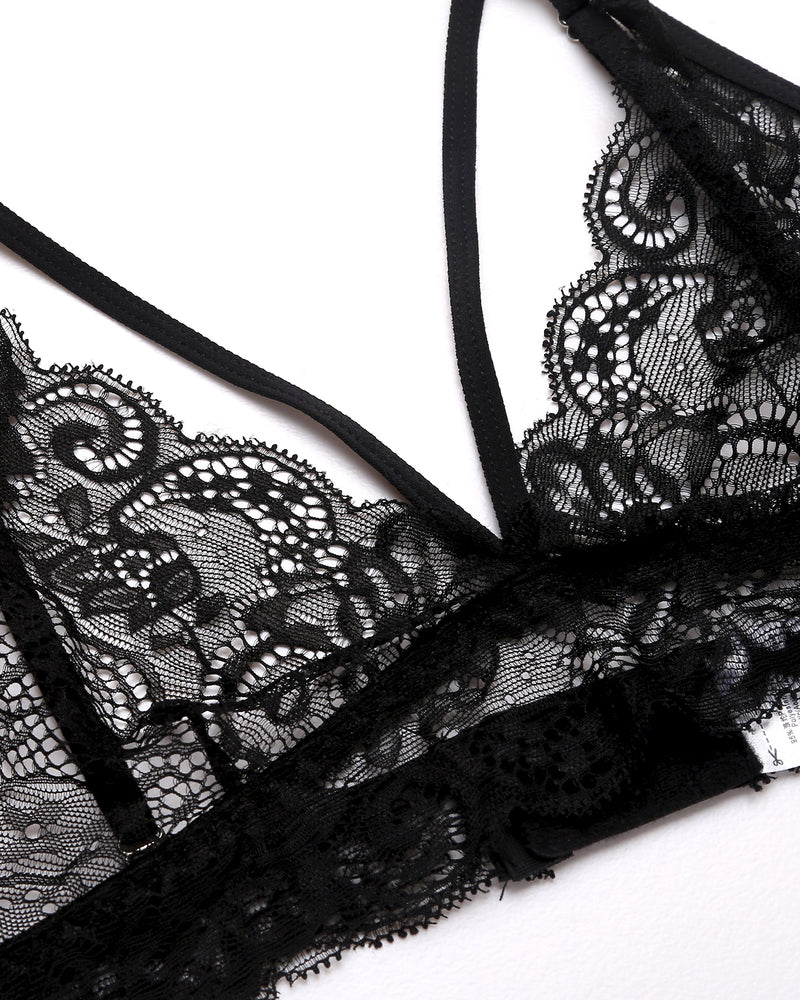Sylvette – Lace Bralette Skirt Set