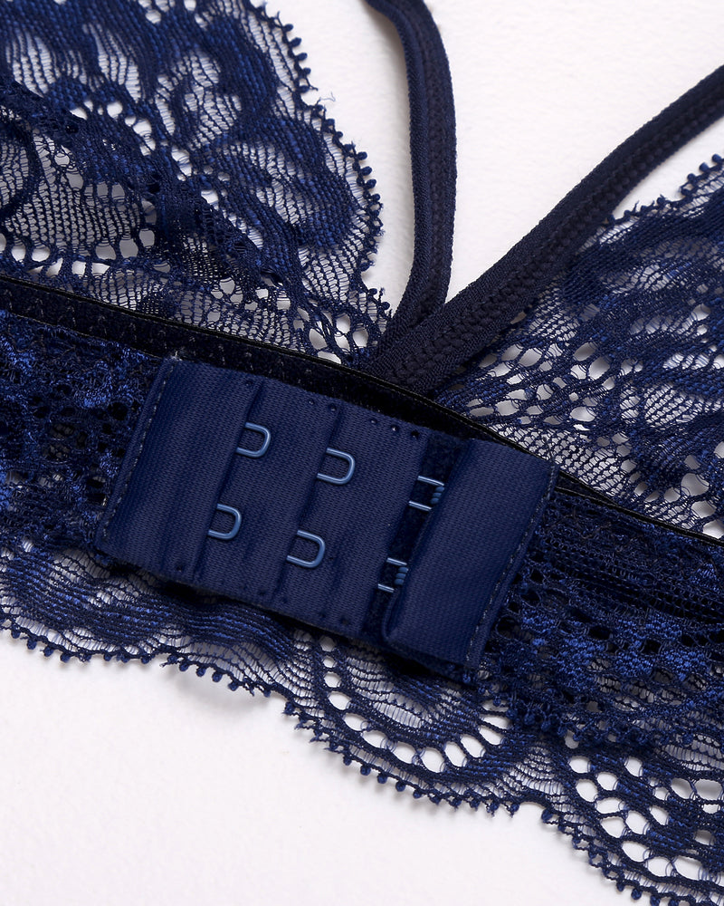 Sylvette – Lace Bralette Skirt Set