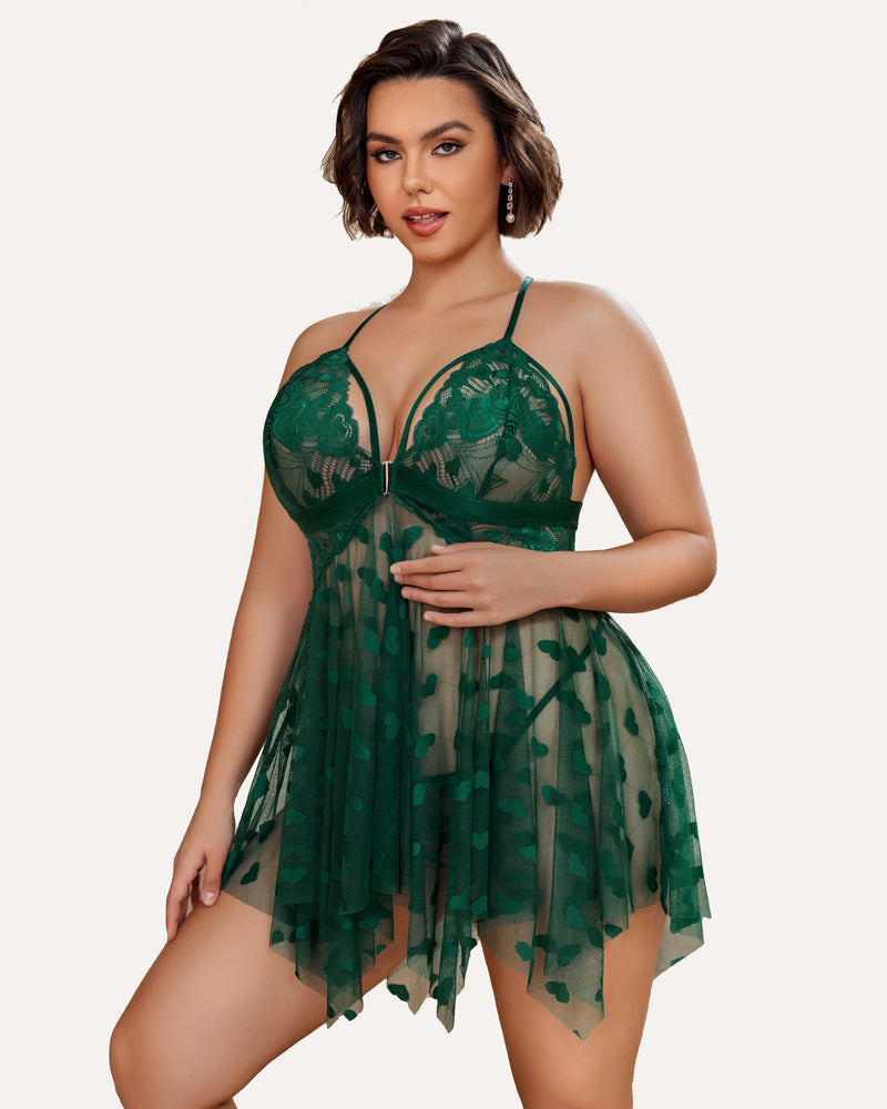 Elvara – Plus Size Lace Slit Nightdress