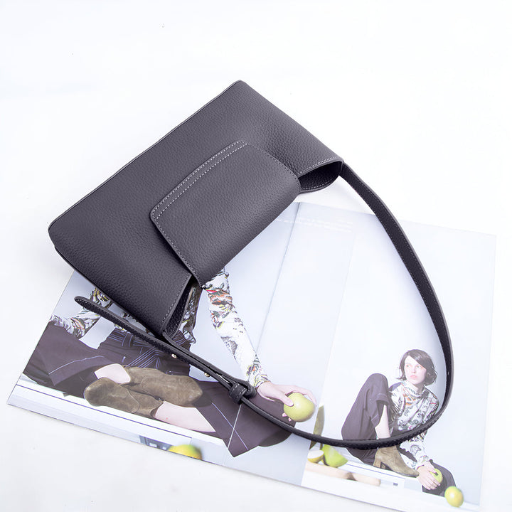 Lyra Shoulder Bag