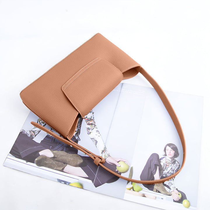 Lyra Shoulder Bag