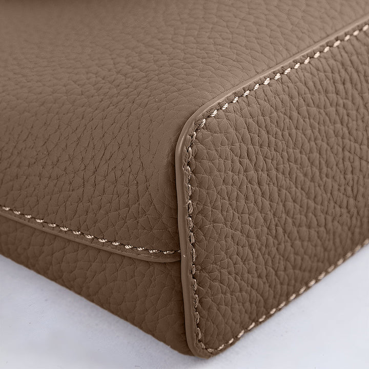 Lyra Shoulder Bag
