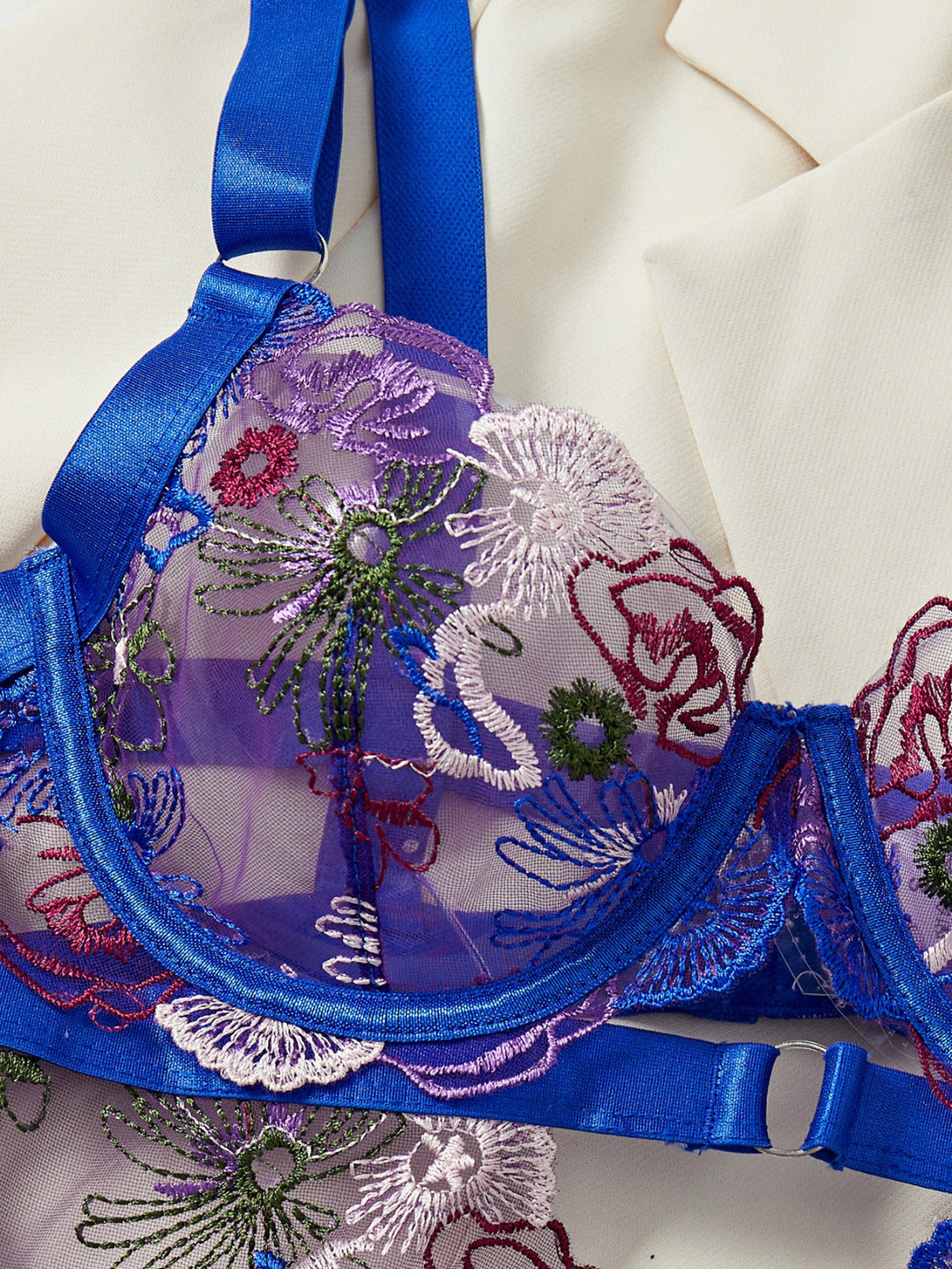 Sylvarenneisca – Embroidered Bodysuit