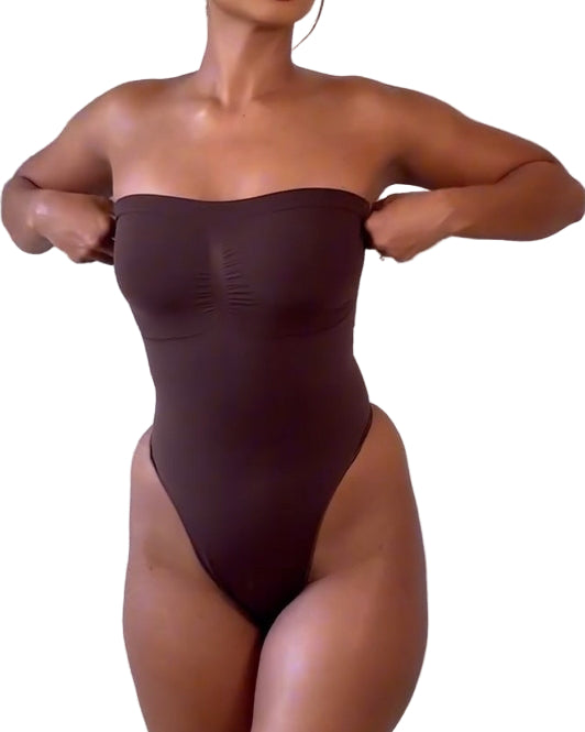 Serenyllisca – Strapless Seamless Thong Bodysuit