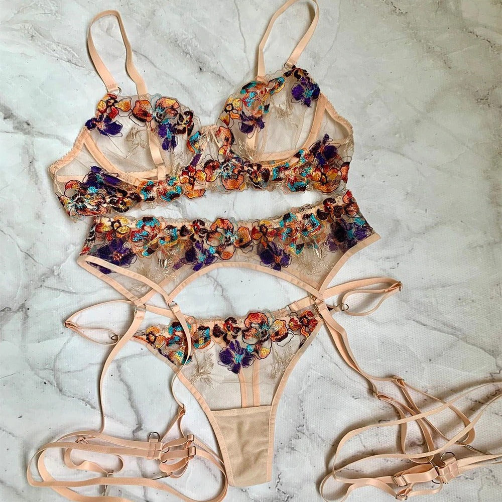 Gabriella – Lace Floral Lingerie Set