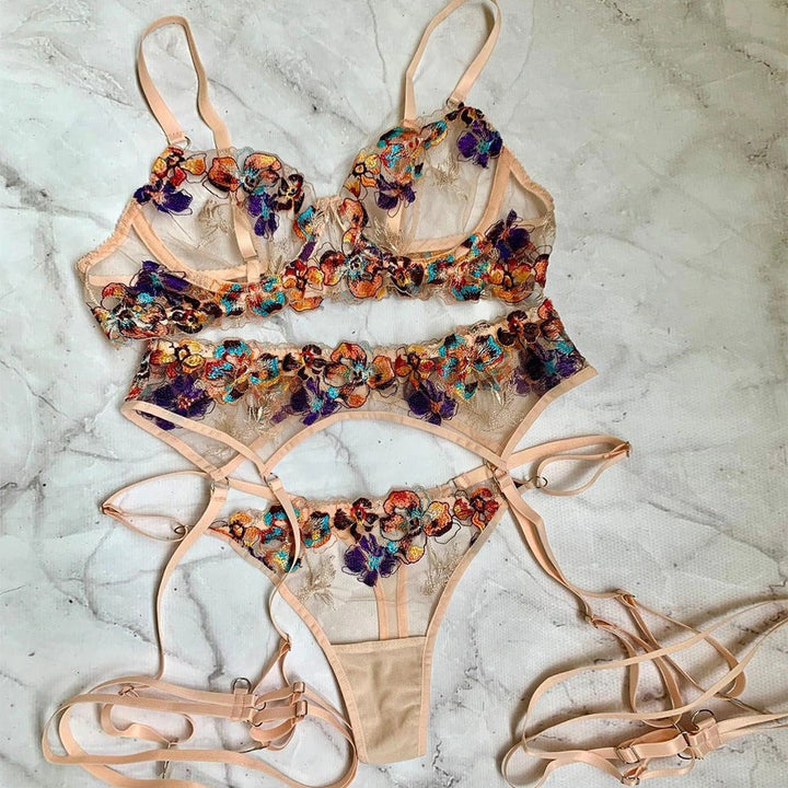 Gabriella – Lace Floral Lingerie Set