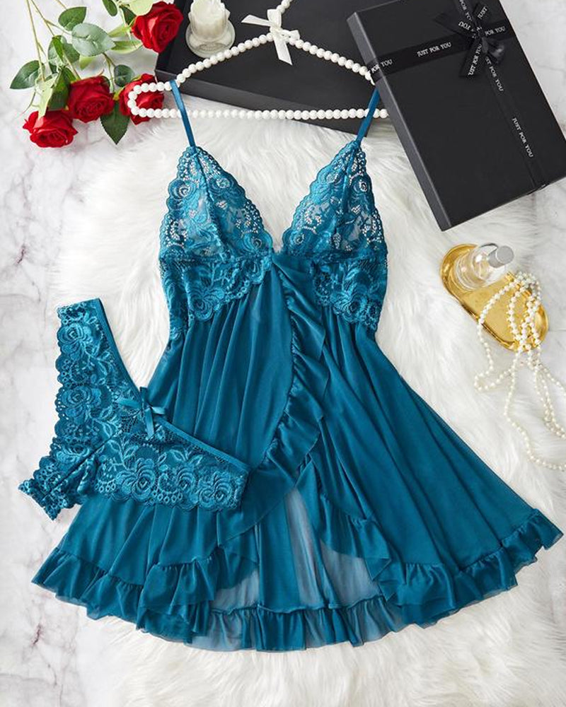 Sylvaira – Lace Ruffle Suspender Nightdress Set