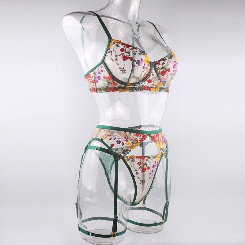 Elodie – Boho Embroidered Lingerie Set
