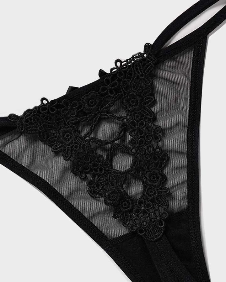 Calyndriae – Lace-Trim Mesh V-String Panty