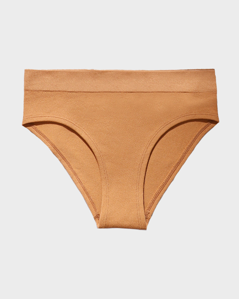 Cyralissei – Seamless Knitted Low-Rise Brief Panty