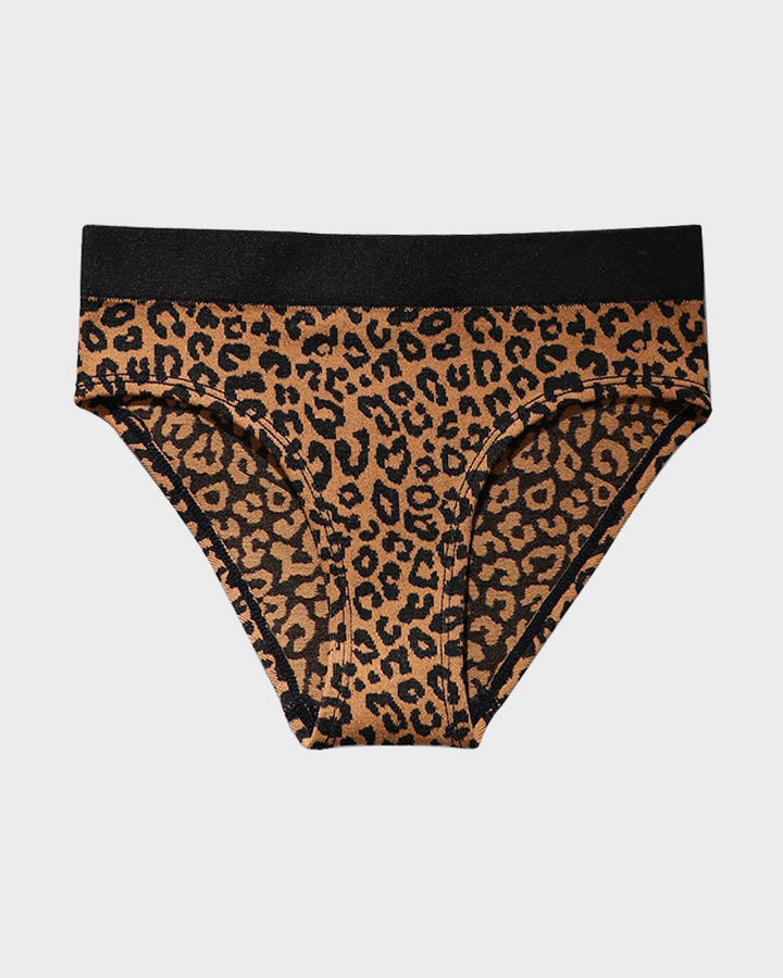 Cyralissei – Seamless Knitted Low-Rise Brief Panty