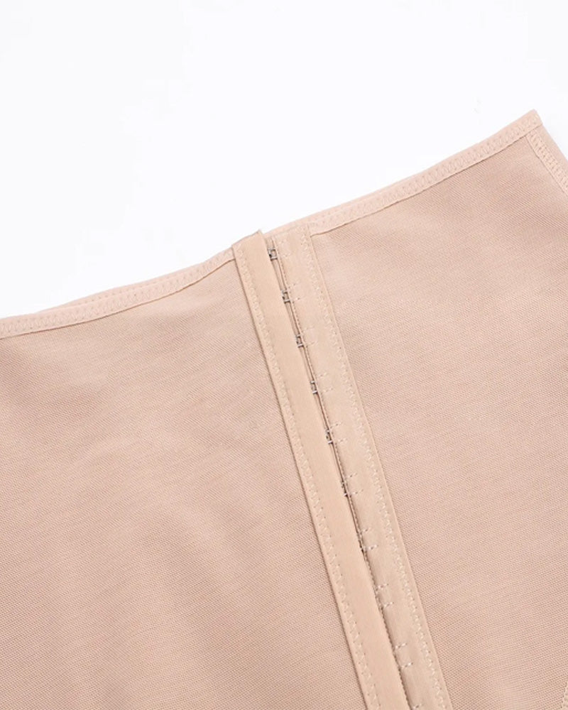 Isolvira – Butt Lifting Shaper Shorts
