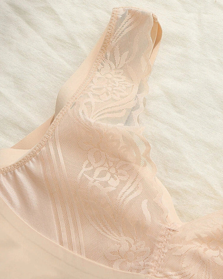 Elyssara – Seamless Front Button Lace Bra